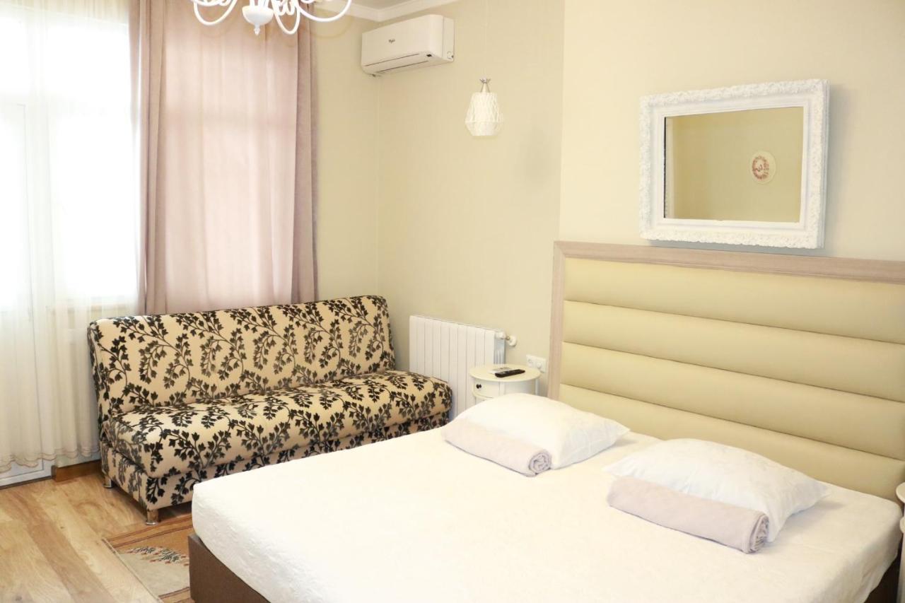 Luxors Garden Hotel Batumi Kültér fotó
